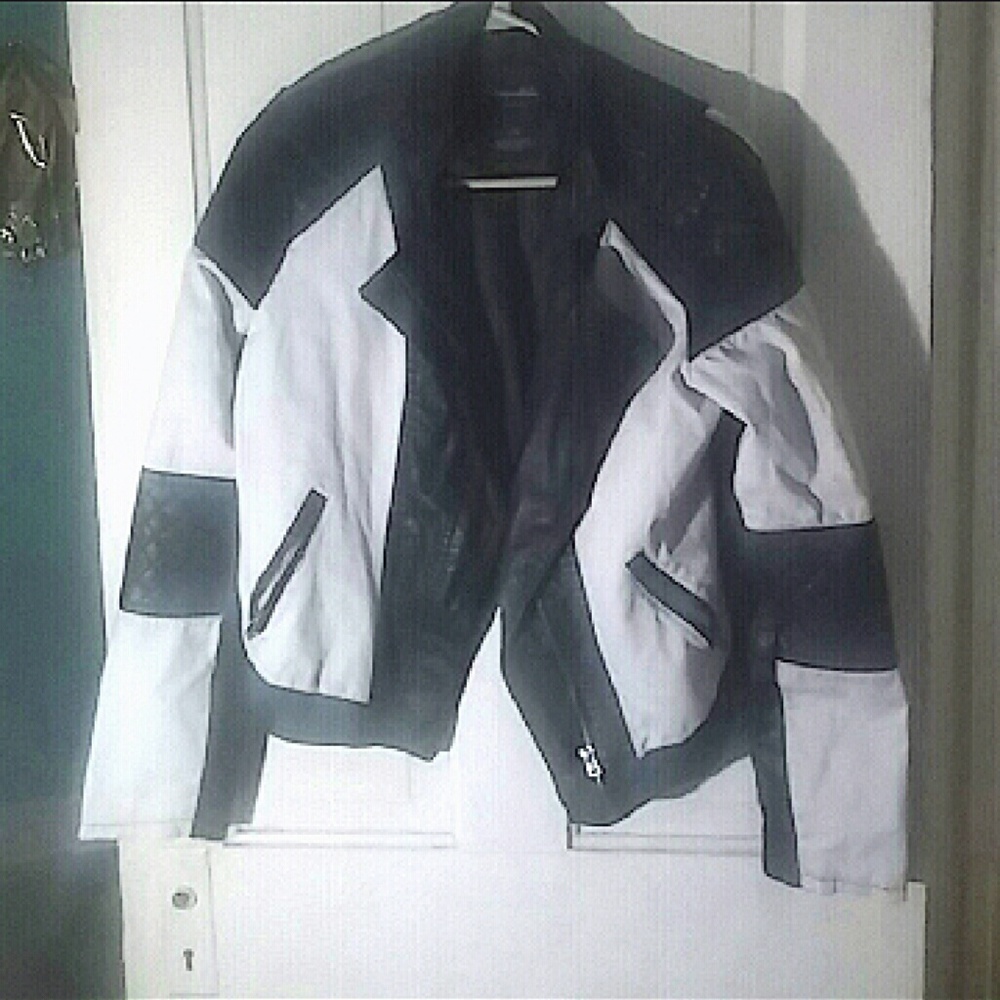 Jacket - Picture 3 of 4